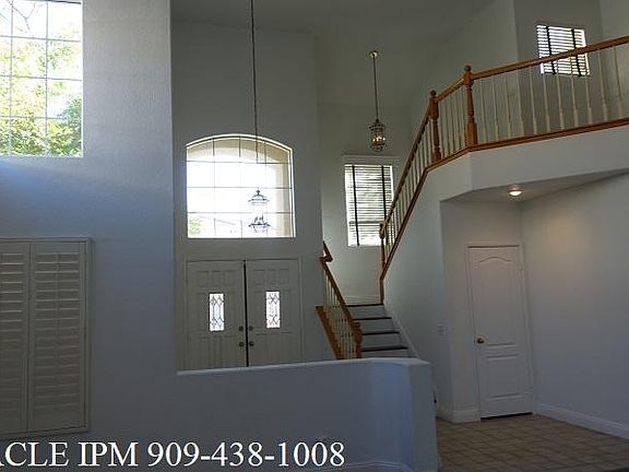 3rd image of 39437 Salinas Dr