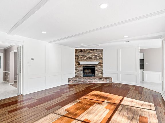 5th image of 11803 Oakcroft Dr