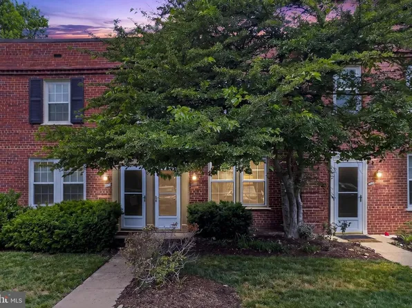 2701 16th St S APT 633, Arlington, VA 22204