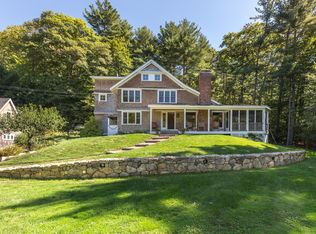 15 Magnolia Ave, Manchester, MA 01944