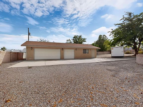 2nd image of 3804 33rd Cir SE