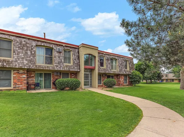 917 11th Ave S APT 6, Hopkins, MN 55343