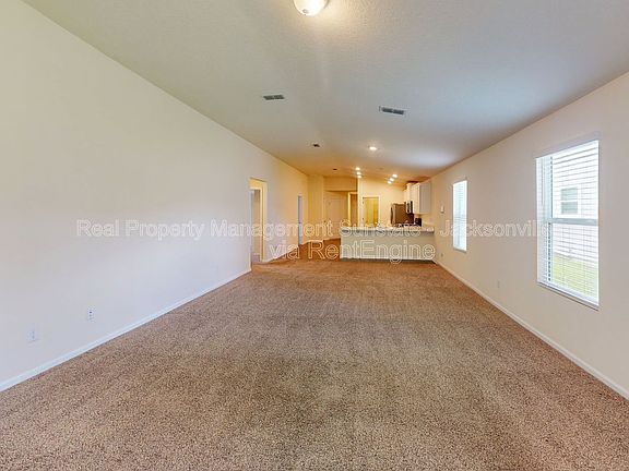 4th image of 89 Logrono Ct