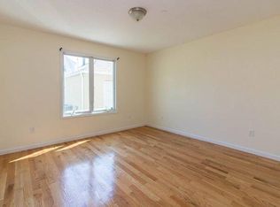 149-32 16th Rd, Whitestone, NY 11357