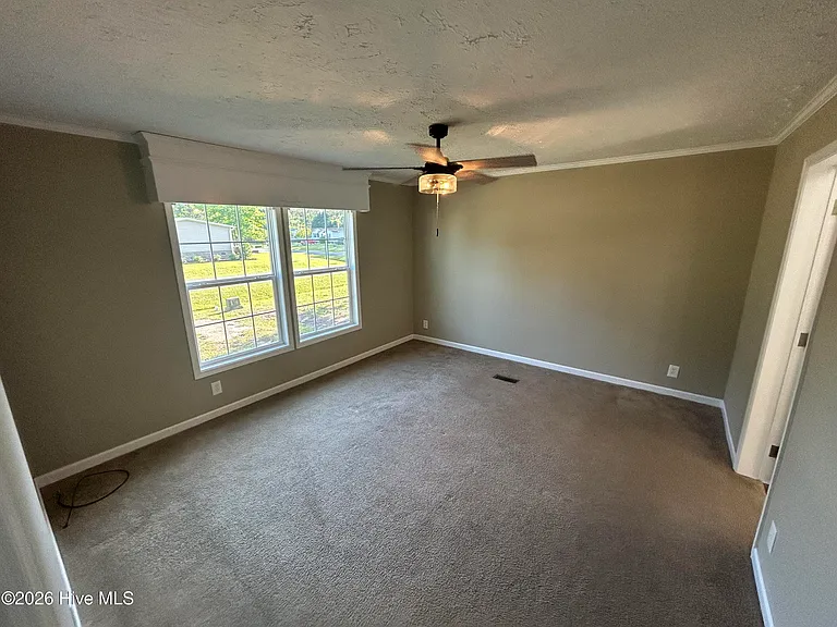 857 Nicholas Dr SW — Photo 7