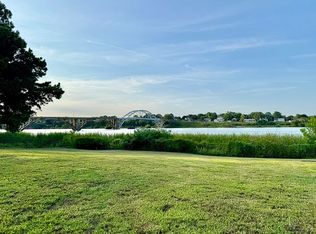 5824 Driftwood Ln, Ozark, AR 72949