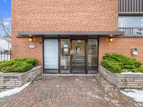 325 Sammon Ave #102 Photo 1