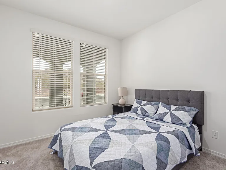 21283 W Edgemont Ave — Photo 14