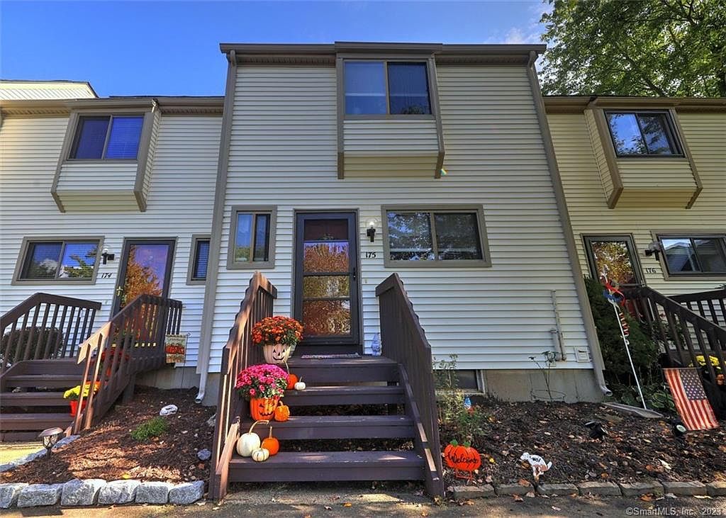 175 Suffolk(aka 175 Sterling Village) Court #175 Meriden CT 06450