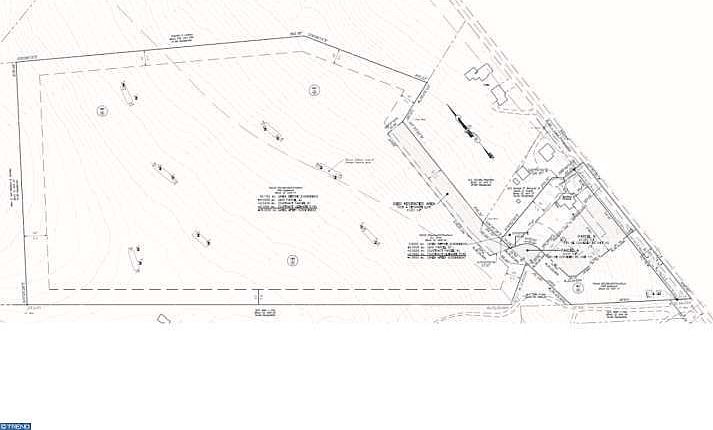 2nd image of 1645 Gravel Pike