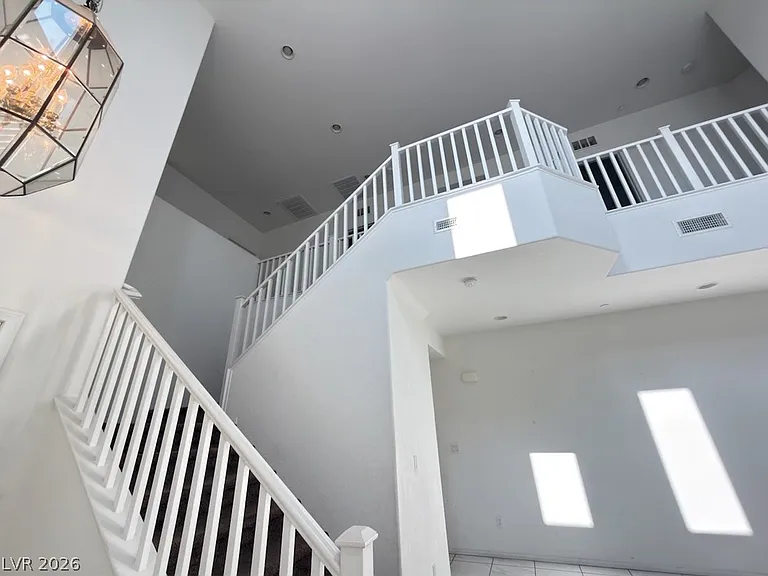 1074 Valley Light Ave — Photo 8