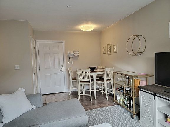 2nd image of 111 W 8th St APT S