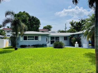 1900 NE 41st St, Oakland Park, FL 33308