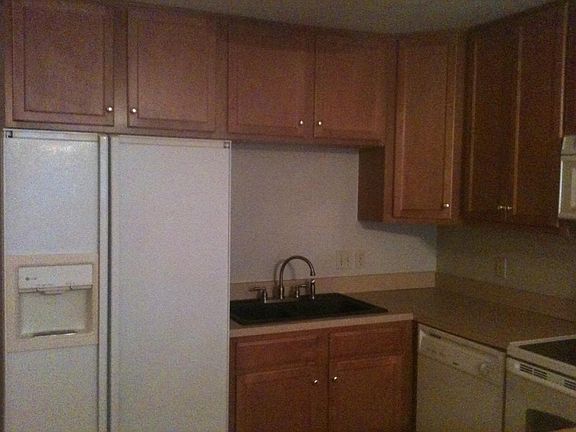 4th image of 1117 Ocala Rd