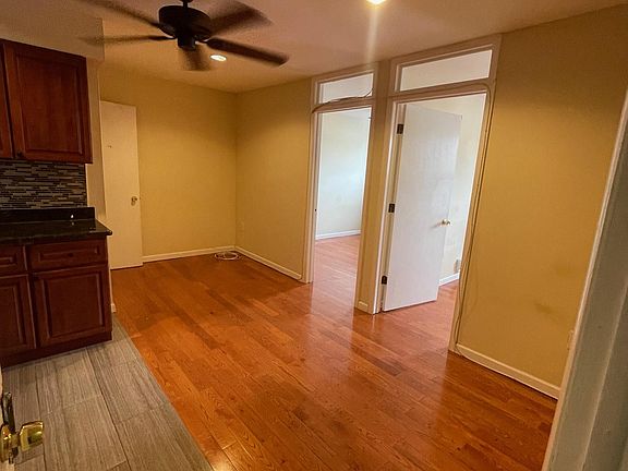 5th image of 7711 Castor Ave #2B