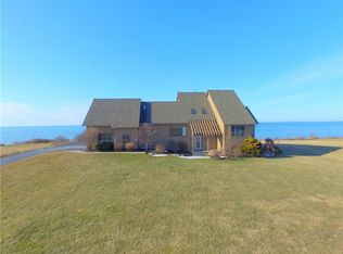 4877 Lakewood Dr, Williamson, NY 14589