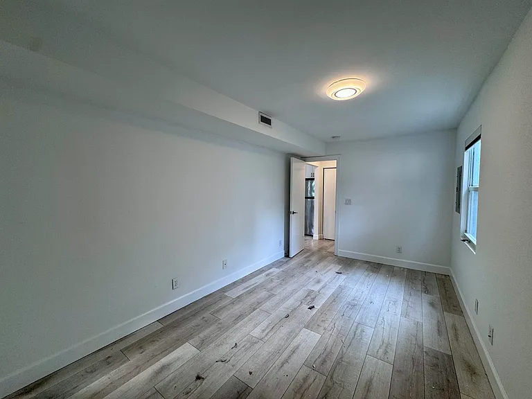 102 S K St #1 — Photo 7