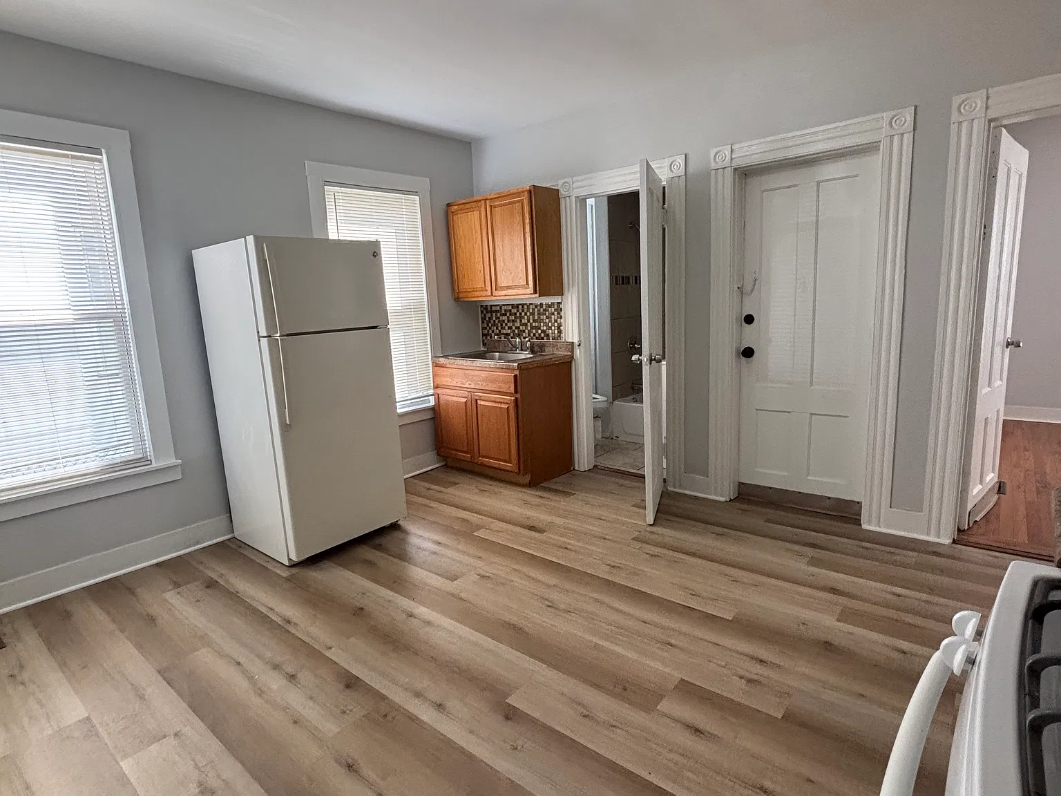 2 bed, $1,650 — Photo 3
