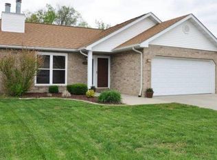 1468 Owl Creek Ln, Swansea, IL