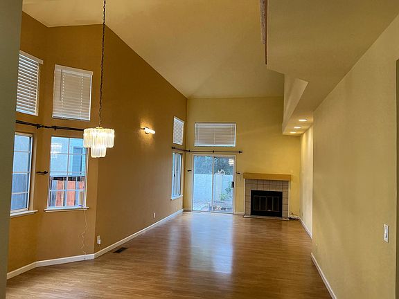 3rd image of 44789 Lynx Dr