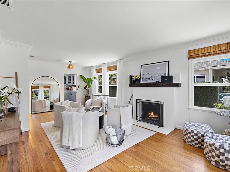 2662 Riverside Dr — Photo 4