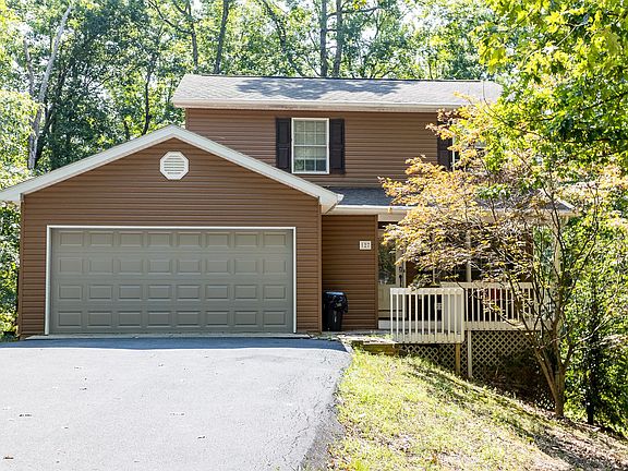 2nd image of 127 Melrose Ct