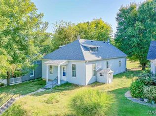 714 Sherman Ave, Edwardsville, IL 62025