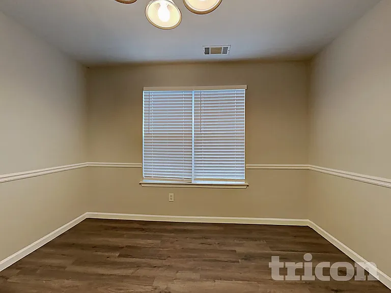 4123 Green Field Dr — Photo 3