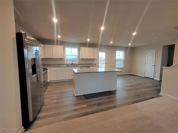 3rd image of 150 S/l Himelrigh Blvd