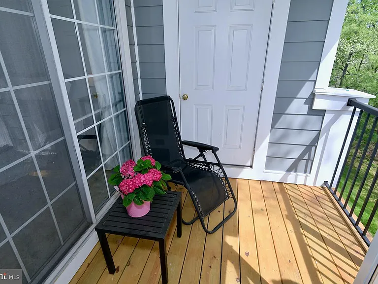 112 Kendrick Pl #34 — Photo 3