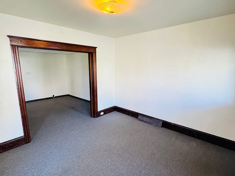 414 High St