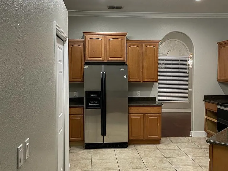 5667 Vintage View Ave — Photo 7