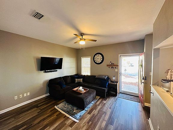 5th image of 4301 Merlyn Walk Pl
