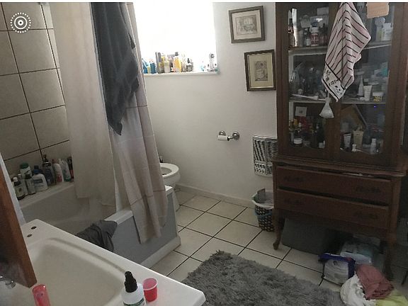 3rd image of 3117 W Louisiana Ave