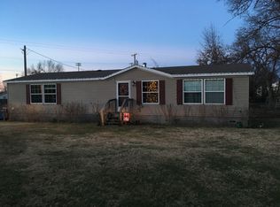414 W Church Ave, Fairland, OK 74343