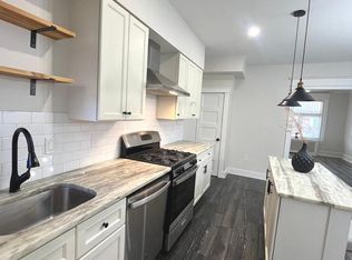5745 Hunter St, Philadelphia, PA 19131