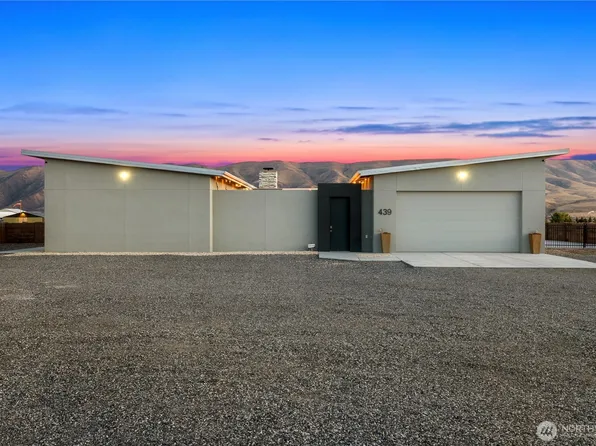 439 Airport Way SW, Mattawa, WA 99349