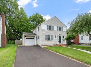 175 Montclair Dr, Rochester, NY 14617