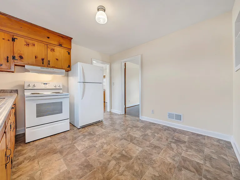 4310 Tyree Rd NW — Photo 7