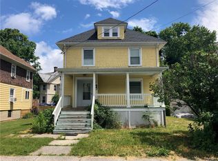 7 Lincoln St, Middletown, NY 10940