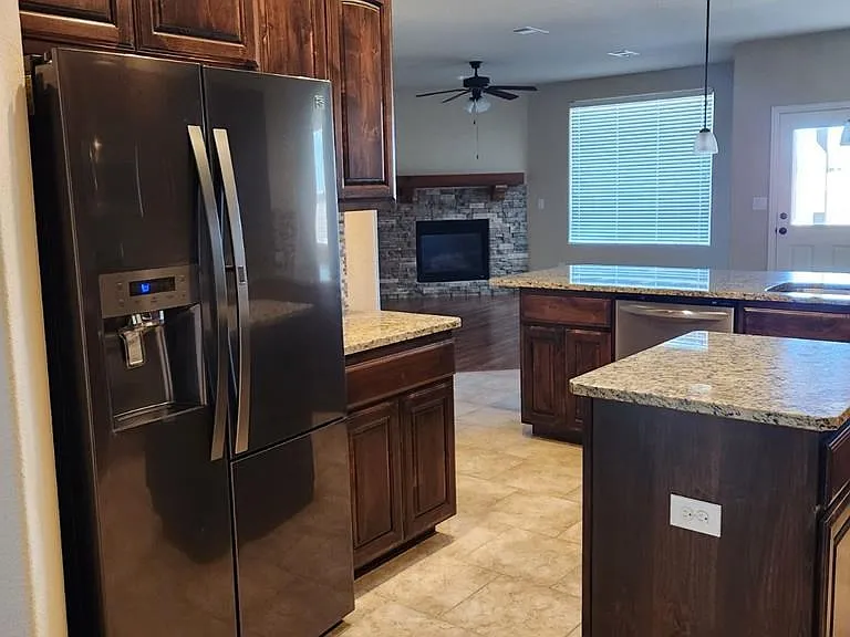 1109 Cerrillos Ave — Photo 6