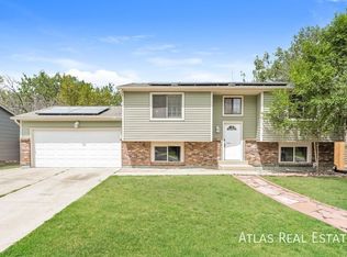 4099 Woodglen Blvd, Thornton, CO 80233