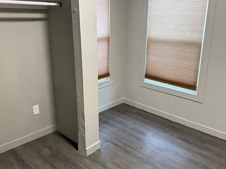 26 E 3rd Ave #1 — Photo 12