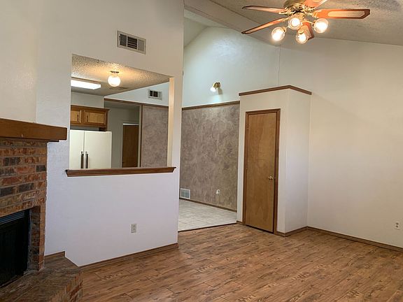4th image of 5618 Brownfield Dr #D