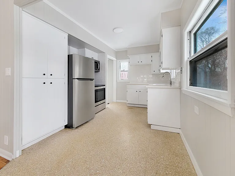 3129 14th Ave — Photo 5