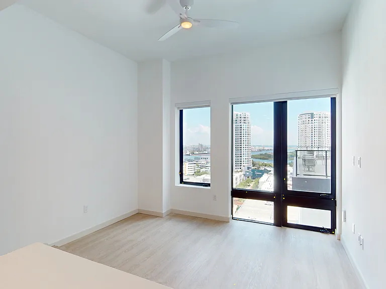 101 N Meridian — Photo 110