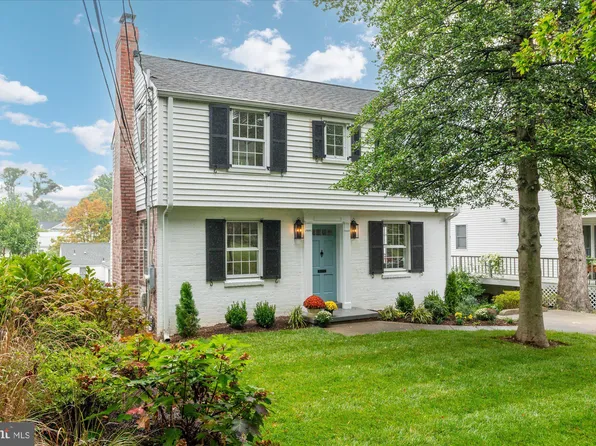 3501 Turner Ln, Chevy Chase, MD 20815