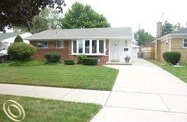 2nd image of 24885 Hayes St