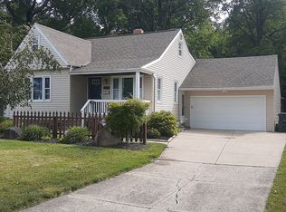 304 E 293rd St, Willowick, OH 44095