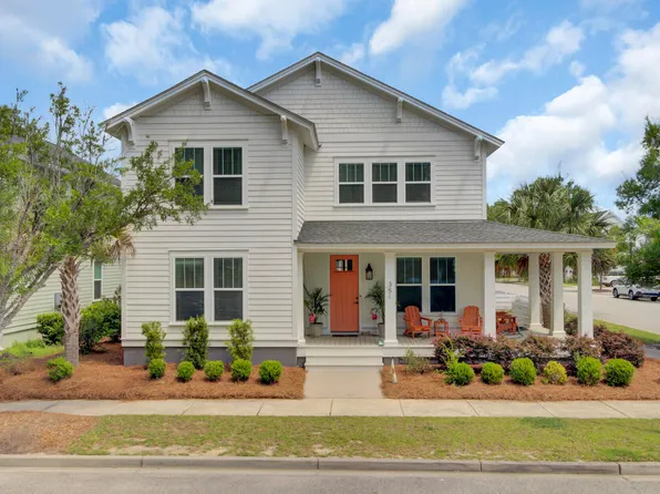 351 Gnarly Oak Ln, Summerville, SC 29485